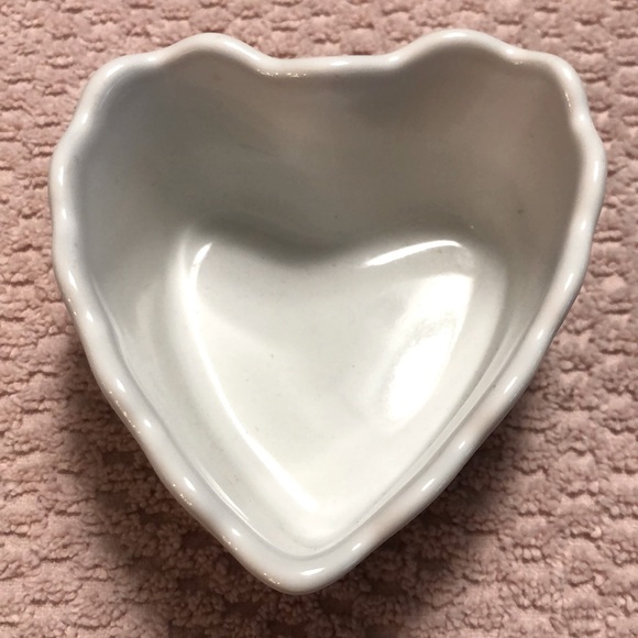 Grestel Other - GRESTEL PORTUGAL STONEWARE KITCHEN COLLECTION BRIDAL WHITE HEART RAMEKIN